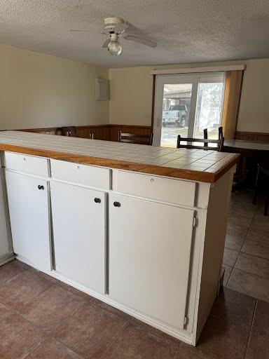 Building Photo - 1527 Rainbow Rd