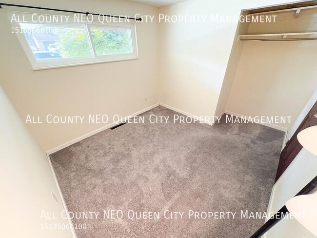 Building Photo - 3692 Elmira Dr