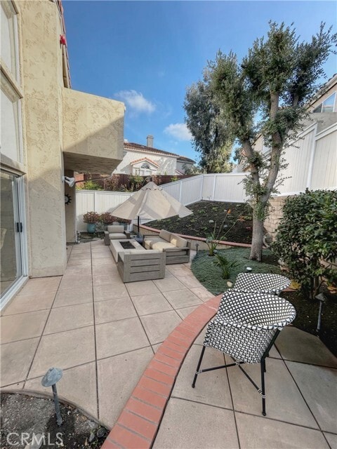 Building Photo - 801 Via Presa