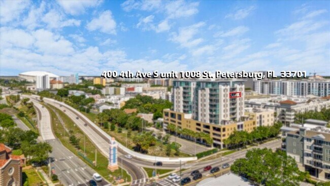 Building Photo - 400 4th Ave S