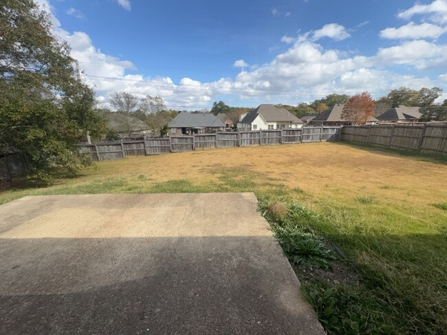 Building Photo - 118 Jorn Cir