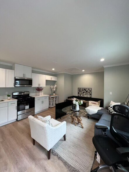 Living room with furniture - 5524 Spokane St