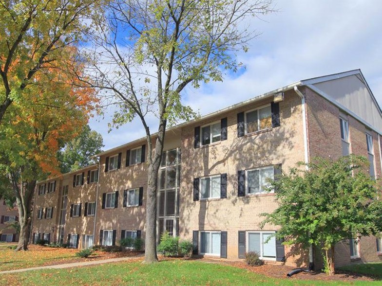 Building Photo - The Brook At Columbia