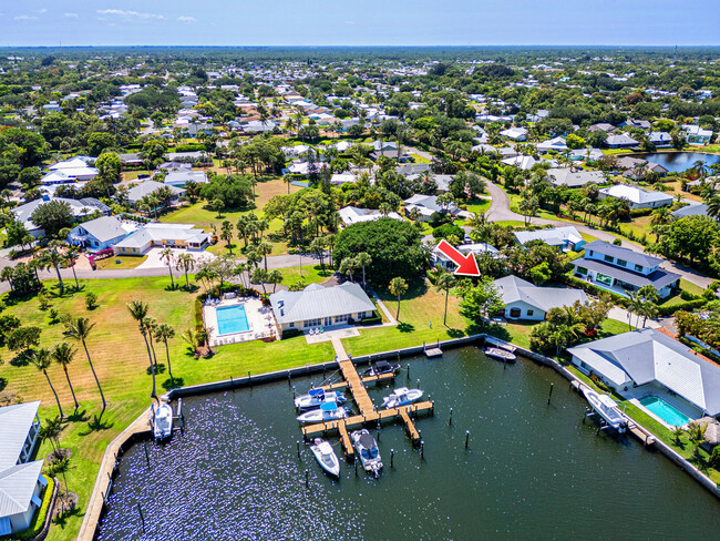 Building Photo - 10762 SE Burgee Ct