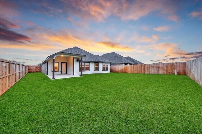 Building Photo - 24431 Piney Harbor Ln