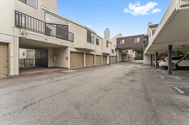 Building Photo - 1 Appian Way