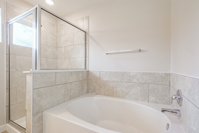 Building Photo - 3623 Pathfinder Ct