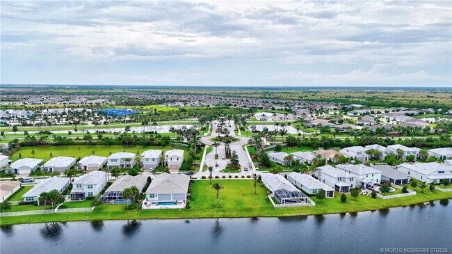 Building Photo - 10214 SW Captiva Dr