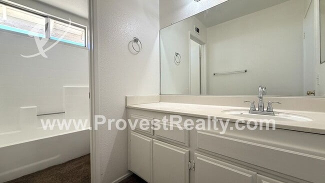 Building Photo - 14601 Pony Trail Rd