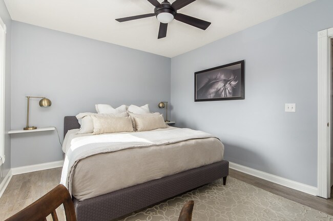 2nd Floor Bedroom - 1141 Summit St