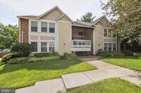 Building Photo - 3412 Lakeside View Dr