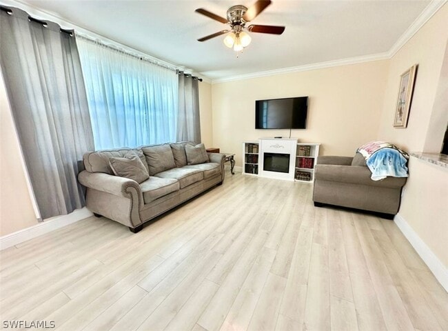 Building Photo - 5934 Tropical Dr