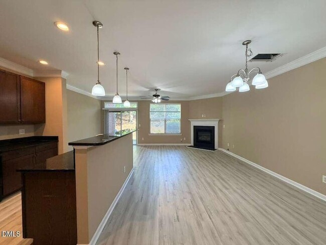 Building Photo - 1061 Remington Oaks Cir
