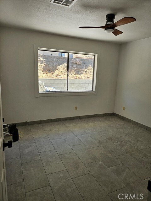 Building Photo - 9041 Puesta Del Sol