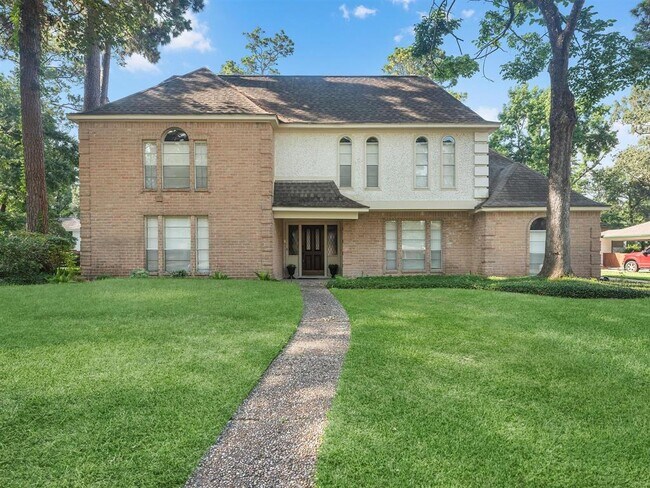 Primary Photo - 3014 Redwood Lodge Dr