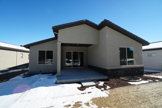 Building Photo - 3020 Virga Lp