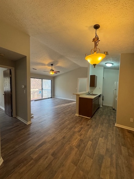 Building Photo - 66 View Terrace Dr