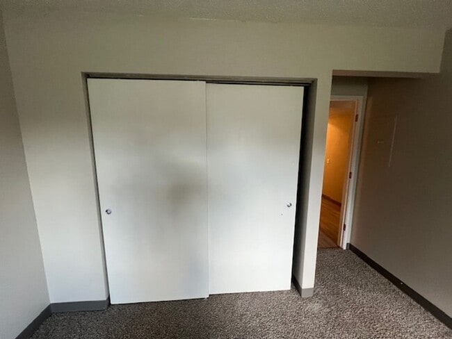 Building Photo - 2575 Nicholas Ct