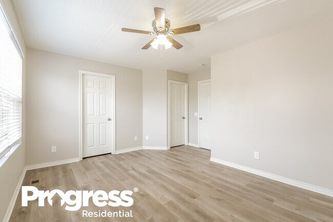 Building Photo - 12961 Leesburg Rd