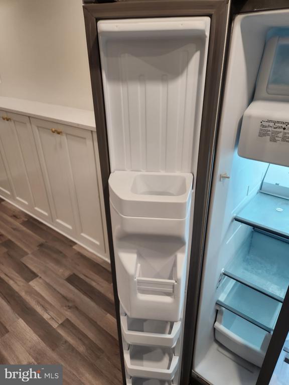 Building Photo - 5700 Olde Mill Ct