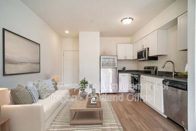 Building Photo - 22025 NE Halsey St