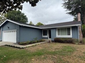 Building Photo - Spacious Corner Lot Home with Upgraded Fea...