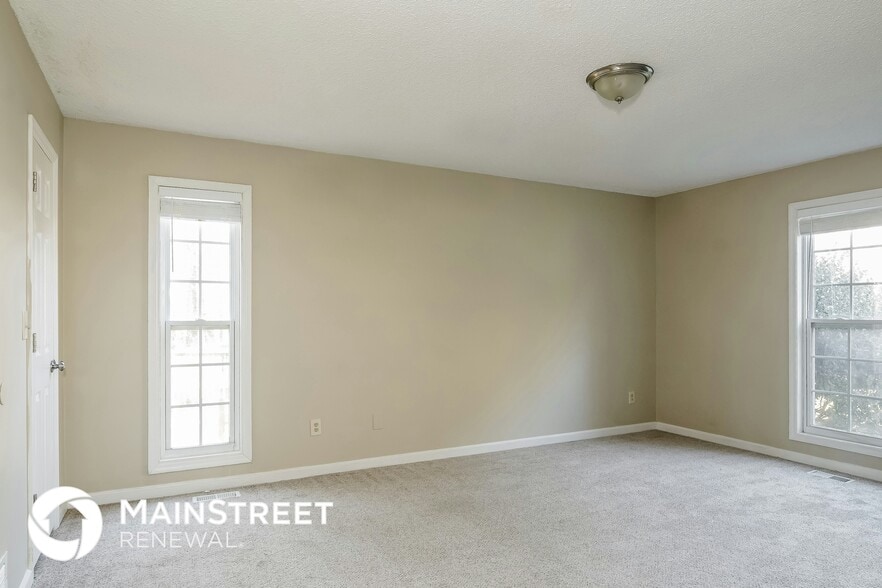 Building Photo - 1446 Glynn Oaks Dr SW