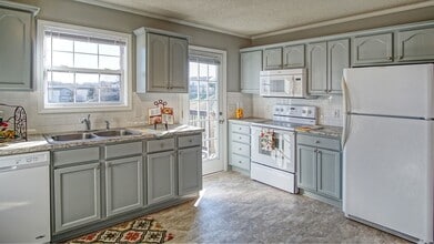 Building Photo - 316 Brittany Park Pl