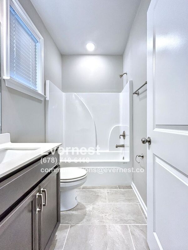 Building Photo - 355 Caledonia Ct