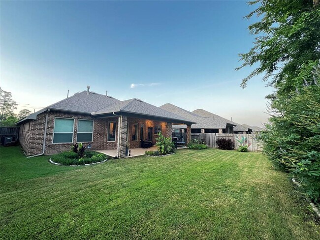 Building Photo - 9327 Victory Cyn Ln
