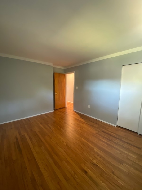 Building Photo - 438 Linden St