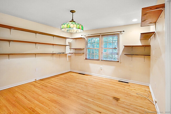 Building Photo - 2180 Cross Hwy