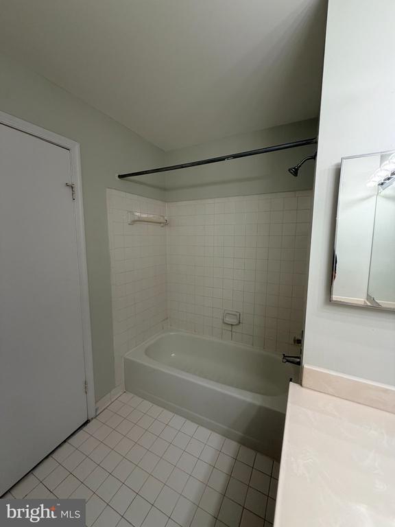 Building Photo - 4834 Brookstone Terrace