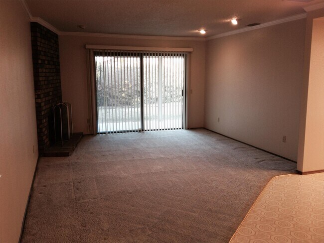 Building Photo - 6965 Amberwick Way