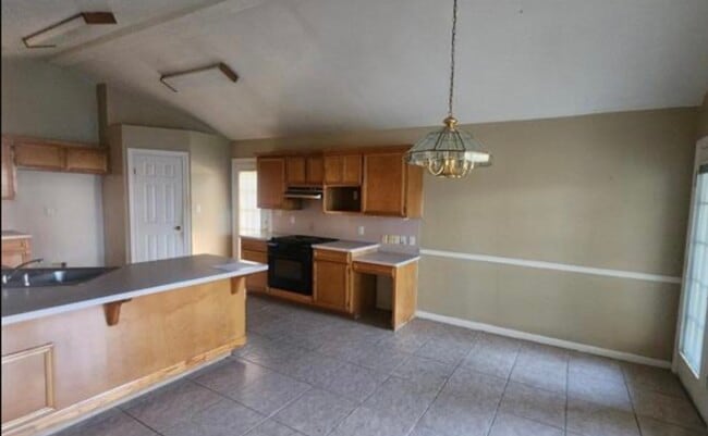 Building Photo - 3645 Innisbrook Dr