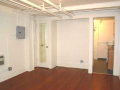 Building Photo - 300 NE Maple St