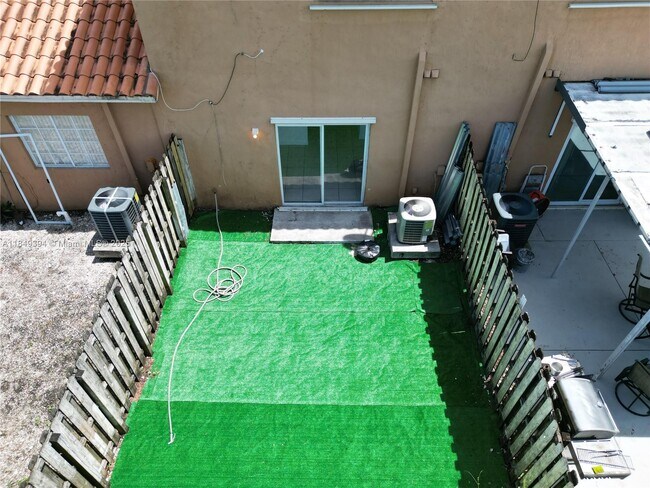Building Photo - 10937 SW 181st Terrace
