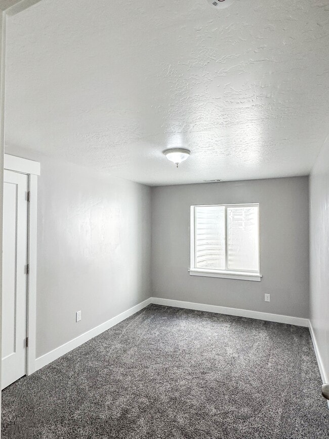 Building Photo - 4441 Wynridge Ln