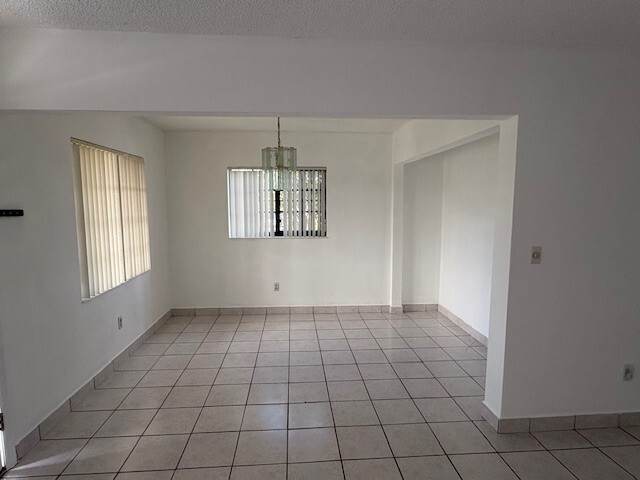 Building Photo - 3851 SW 119th Ave