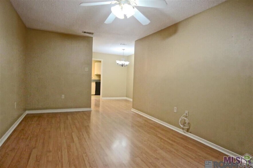Building Photo - 1716 Brightside Dr