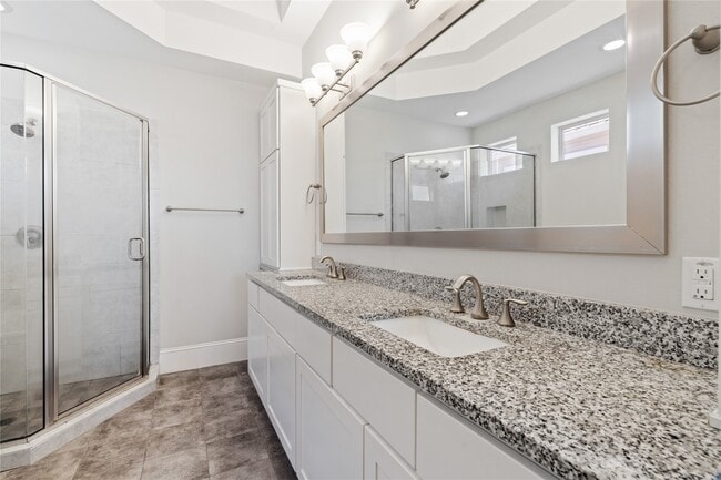 Building Photo - 6759 Highclere Manor Ln