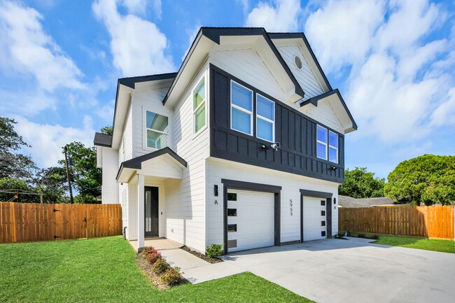Building Photo - 5955 Southseas St