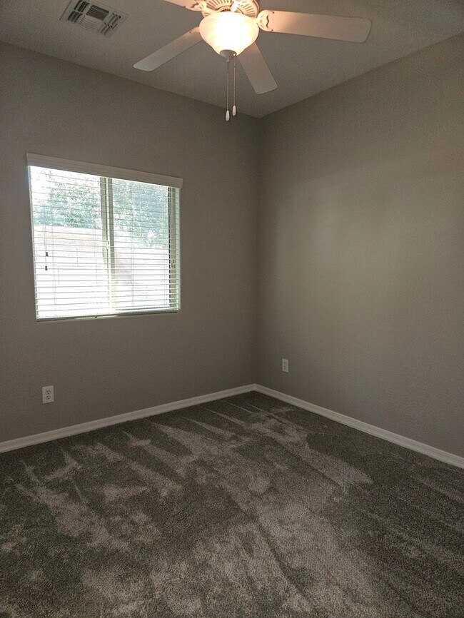 Building Photo - Very Nice Home with New carpet