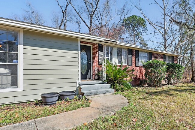 Building Photo - 10605 Arnez Rd