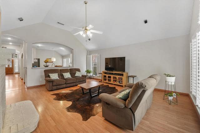 Building Photo - 3701 Kales Ln