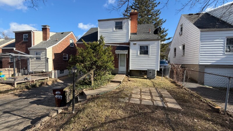 Building Photo - 6439 Elbrook Ave