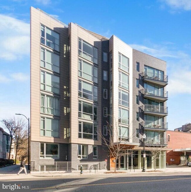 Building Photo - 1311 13th St NW