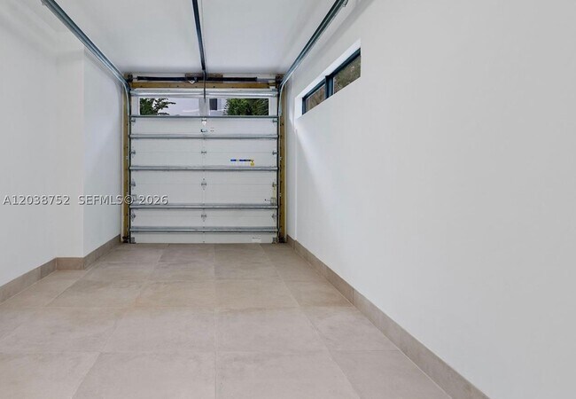 Building Photo - 3374 Perry Frow Dr