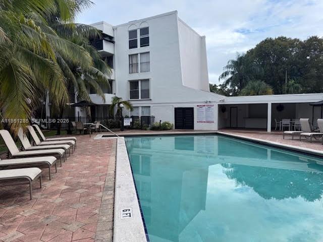 Building Photo - 2160 SW 16th Ave