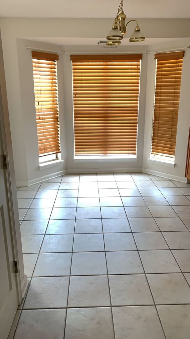 Building Photo - AUGUST SPECIAL!! 1-Bedroom, 1-Bathroom, condo